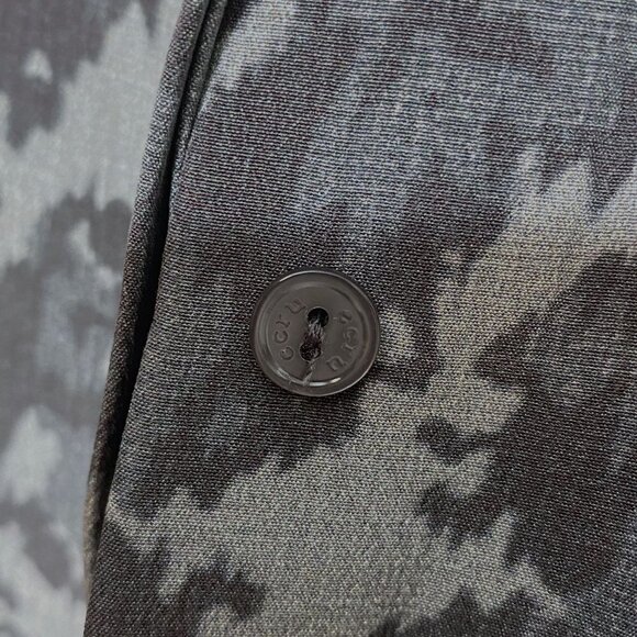 ECRU STYLE Womens Silk Blouse Size XS Gray Camo Long Sleeve Top Button up - Picture 11 of 15